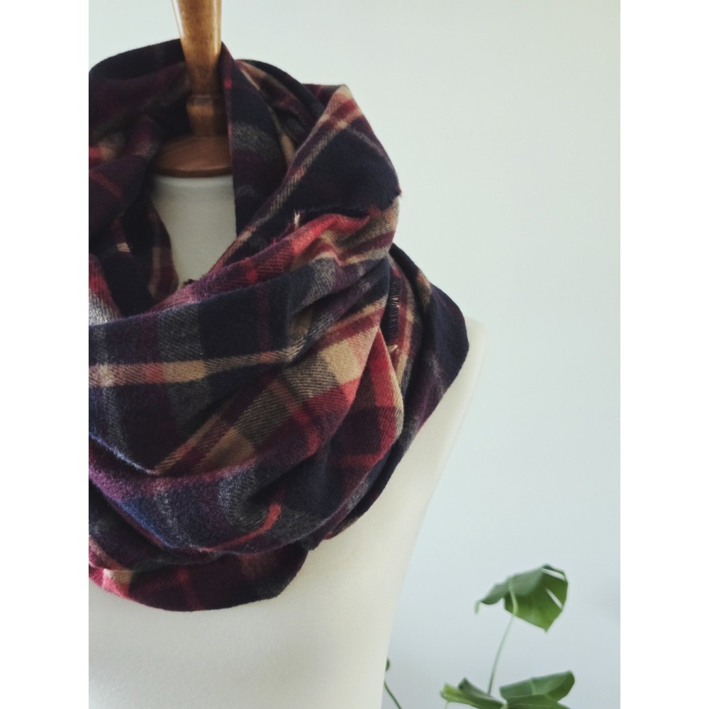 NWT Banana Republic Scarf Wrap Plaid Flannel